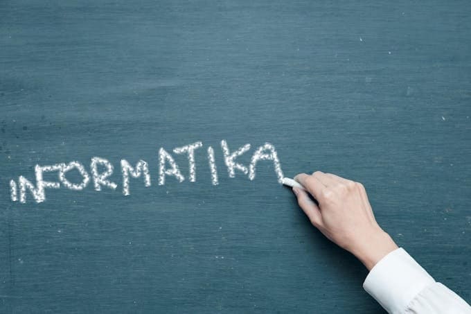 Mengapa Memilih Menjadi Guru Informatika